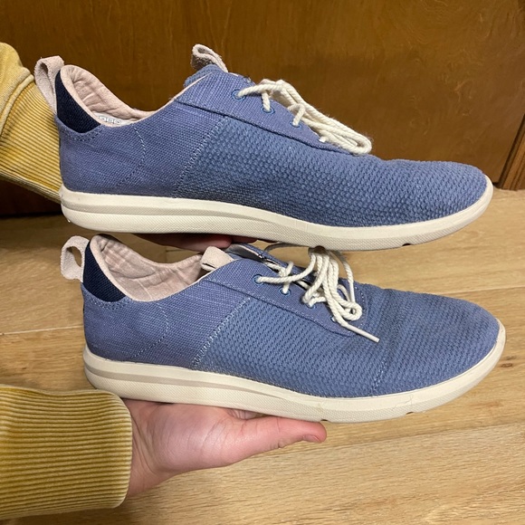 Women’s Toms Cabrillo Lace up Sneaker - Picture 3 of 5